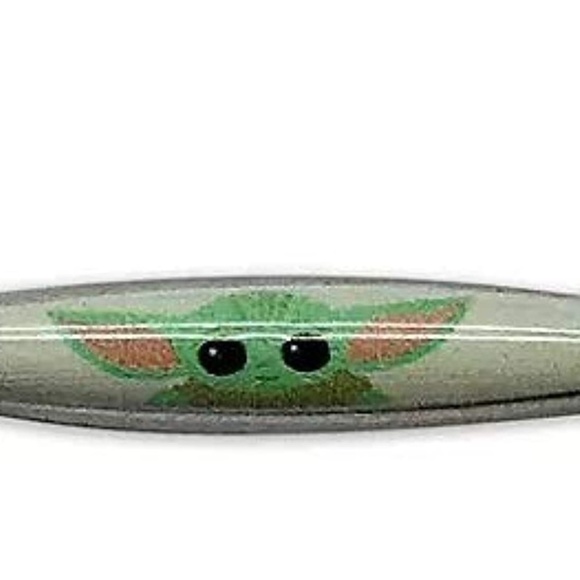 NIP Grogu The Child Star Wars The Mandalorian Special Edition Key Pin - Picture 3 of 4
